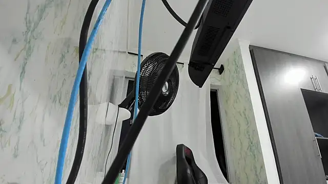 ValerySkinnyy online show from 10-26-25, 03:01