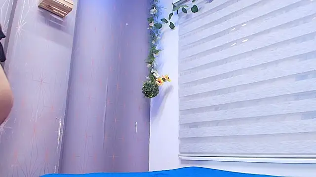 sofi hils online show from 09-17-25, 11:56