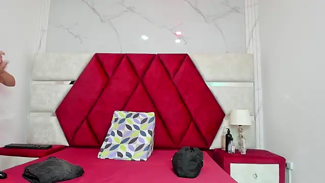 Snapshot of Kity_spiderr chatting on 05-20-26, 12:22 Kity spiderr online show from 05-20-26, 12:22