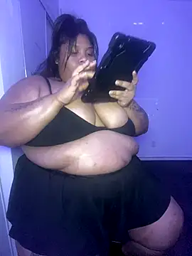 Snapshot of BlaxicanaMami chatting on 09-20-25, 02:45 BlaxicanaMami online show from 09-20-25, 02:45