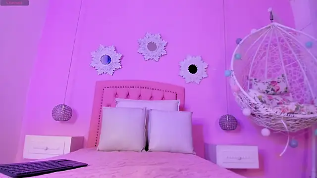 CannelaSmith online show from 01-06-26, 05:16