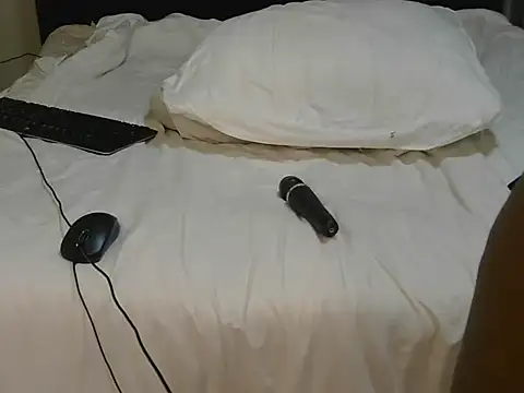 Snapshot of Sultry_Booty chatting on 11-04-25, 07:13 Sultry Booty online show from 11-04-25, 07:13