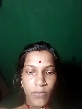 Snapshot of Juwala_Mukhi chatting on 09-24-25, 06:11 Juwala Mukhi online show from 09-24-25, 06:11