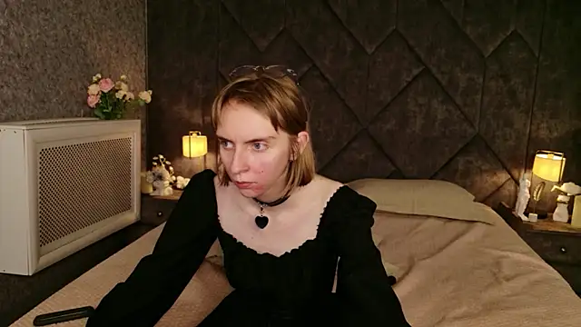 Beverly Gomes online show from 06-08-26, 01:28