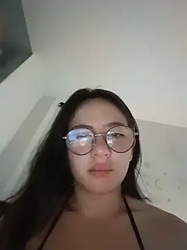 Bella Sumers online show from 06-07-26, 03:49