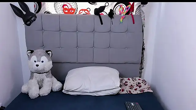 zoe bunny01 online show from 09-23-25, 06:33