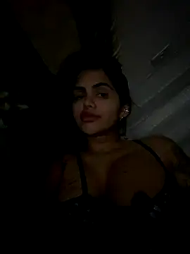 Snapshot of danilyns chatting on 09-16-25, 05:41 danilyns online show from 09-16-25, 05:41