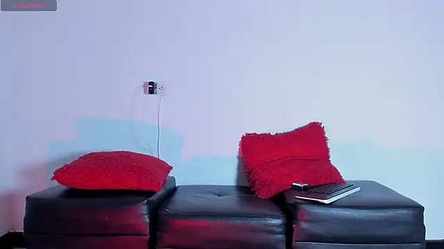 Dark chanel online show from 11-21-25, 03:38