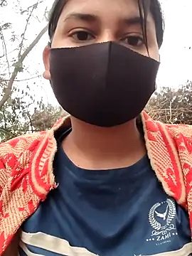 Janvi Jaitly online show from 12-22-25, 01:46