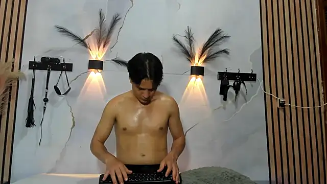 Snapshot of StevenHumps chatting on 09-19-25, 04:58 StevenHumps online show from 09-19-25, 04:58