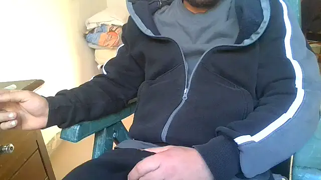 Snapshot of malessere1846 chatting on 10-03-25, 01:30 malessere1846 online show from 10-03-25, 01:30