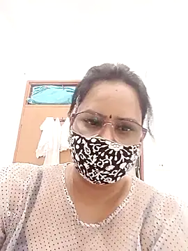 Snapshot of Your-vipasha chatting on 05-02-26, 03:06 Your-vipasha online show from 05-02-26, 03:06