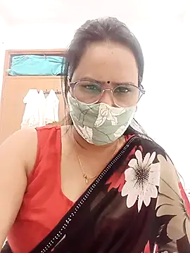 Snapshot of Your-vipasha chatting on 05-05-26, 05:32 Your-vipasha online show from 05-05-26, 05:32