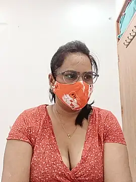 Snapshot of Your-vipasha chatting on 05-16-26, 06:50 Your-vipasha online show from 05-16-26, 06:50