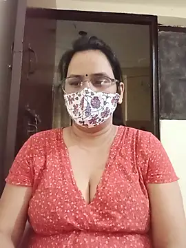 Snapshot of Your-vipasha chatting on 06-06-26, 06:23 Your-vipasha online show from 06-06-26, 06:23
