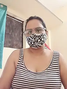 Snapshot of Your-vipasha chatting on 07-08-26, 05:12 Your-vipasha online show from 07-08-26, 05:12