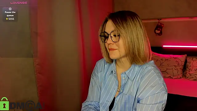 Jerry-Hall online show from 12-03-25, 01:13