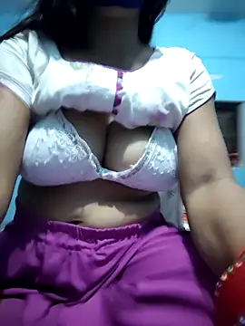 Snapshot of your_favourite_bhabhi chatting on 10-13-25, 09:26 your favourite bhabhi online show from 10-13-25, 09:26