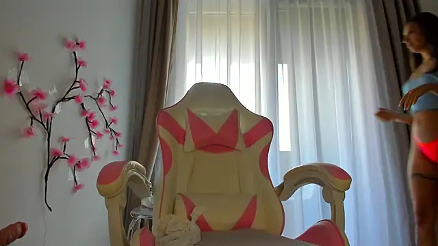 Anya Belle online show from 06-14-26, 04:14