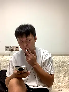 Snapshot of Acuteman chatting on 09-27-25, 01:38 Acuteman online show from 09-27-25, 01:38