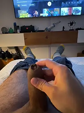 andres52720 online show from 02-05-26, 02:05