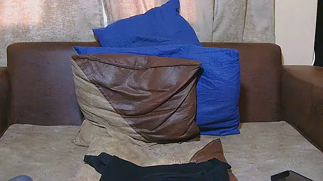 Treasurexmellom online show from 11-16-25, 07:25