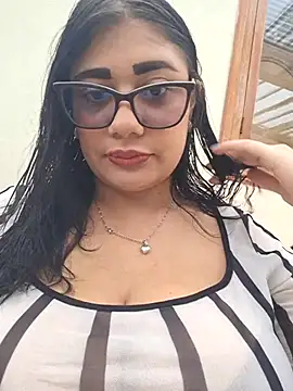 Snapshot of Monse--145 chatting on 12-02-25, 02:56 Monse--145 online show from 12-02-25, 02:56