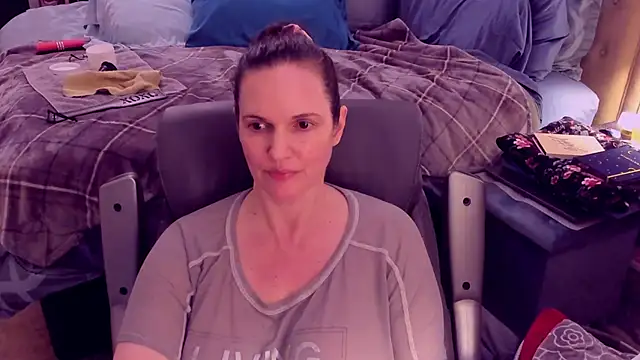 ninajaymes online show from 01-10-25, 05:58