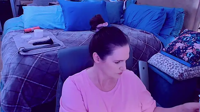 ninajaymes online show from 04-10-26, 10:09