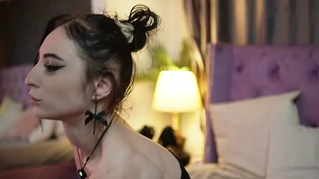 SaraiAngel online show from 04-01-26, 08:39