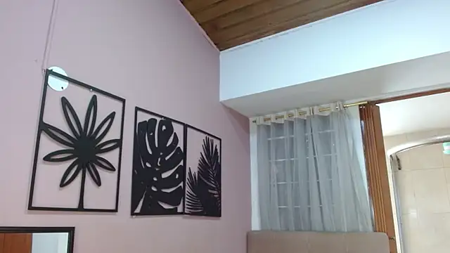 amara rousse1 online show from 12-18-25, 12:55