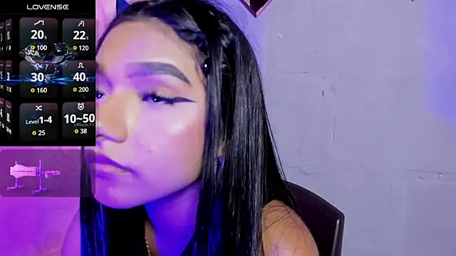 lau-hot online show from 04-17-26, 08:34