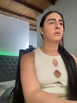 lola diez online show from 04-09-26, 08:14