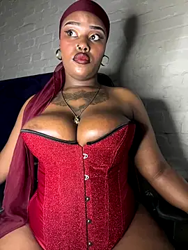 Snapshot of QUEEN_NOBUHLE_777 chatting on 10-18-25, 07:47 QUEEN NOBUHLE 777 online show from 10-18-25, 07:47