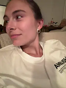 Snapshot of SophiiaStarr chatting on 06-07-26, 08:12 SophiiaStarr online show from 06-07-26, 08:12