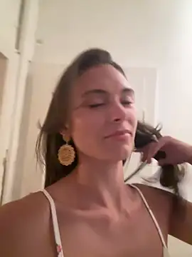 Snapshot of SophiiaStarr chatting on 07-03-26, 08:04 SophiiaStarr online show from 07-03-26, 08:04