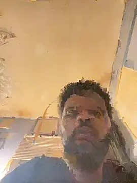 Snapshot of MRFreakBoi chatting on 10-12-25, 05:28 MRFreakBoi online show from 10-12-25, 05:28