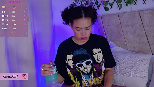 LaraGiil online show from 09-15-25, 01:22