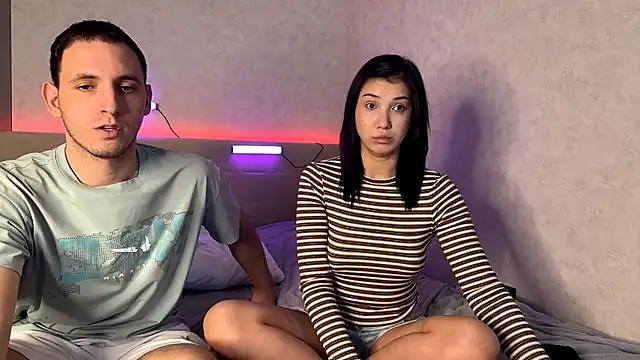 Snapshot of rick_mila chatting on 10-20-25, 01:00 rick mila online show from 10-20-25, 01:00