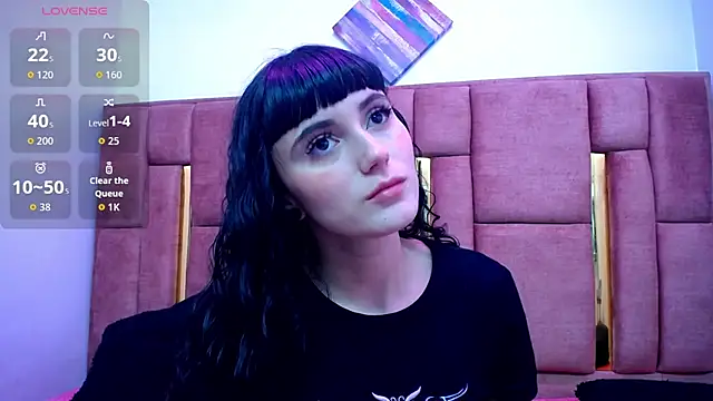 XBODTRIIPX online show from 11-12-25, 02:45