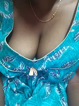 Snapshot of UnhappyMisu chatting on 10-30-25, 03:57 UnhappyMisu online show from 10-30-25, 03:57