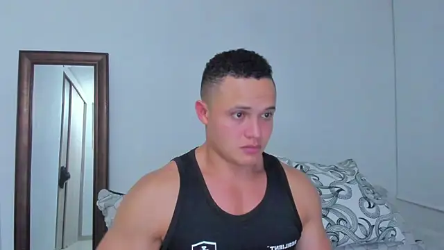 KingLevi01 online show from 06-08-26, 01:39
