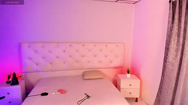 Ambeer fox  online show from 11-28-25, 08:11