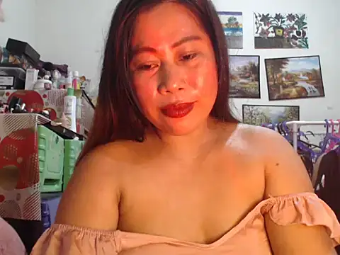 filipina beauty online show from 12-15-25, 06:12