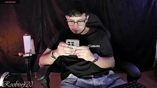 Roobin420 online show from 07-08-26, 06:18