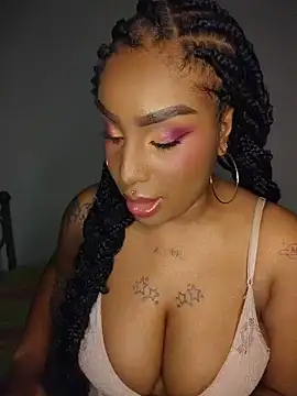 Queen Amara online show from 07-05-26, 04:19
