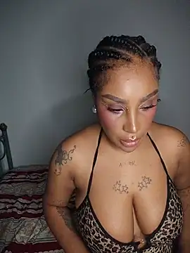 Queen Amara online show from 07-14-26, 04:28