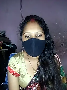 Komal-Rajput online show from 12-19-25, 03:41