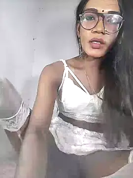 Snapshot of Winterbunny95 chatting on 10-20-25, 08:09 Winterbunny95 online show from 10-20-25, 08:09
