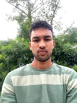 Snapshot of cutekaran chatting on 10-20-25, 07:53 cutekaran online show from 10-20-25, 07:53